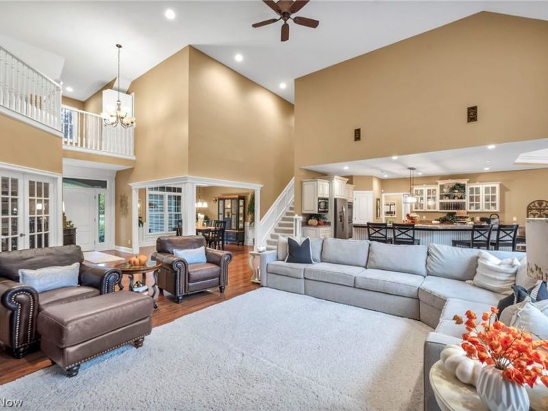 8933 Mountain View Drive, Mentor, OH 44060 Photo 16