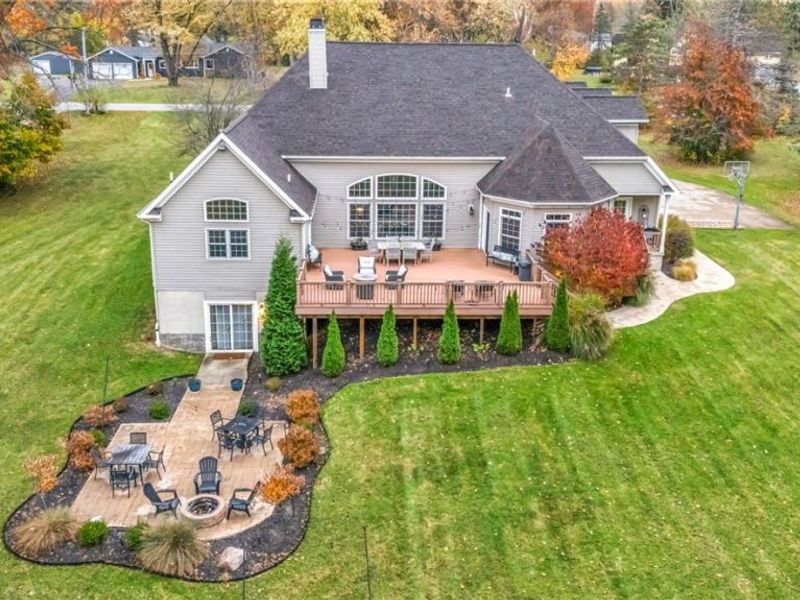 8933 Mountain View Drive, Mentor, OH 44060 Photo 49