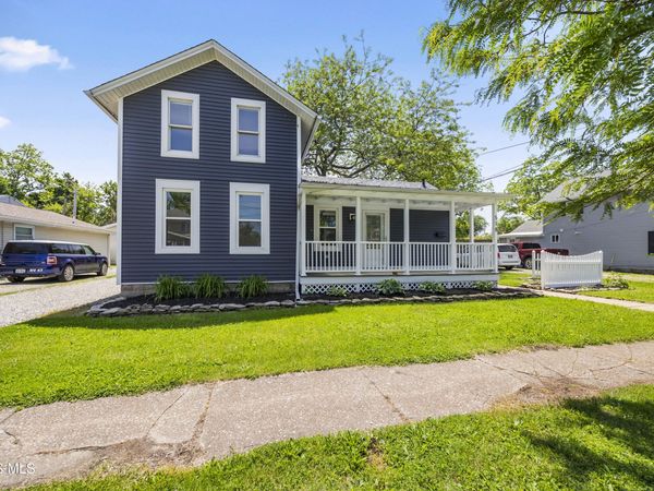 518 E 3rd Street, Port Clinton, OH 43452