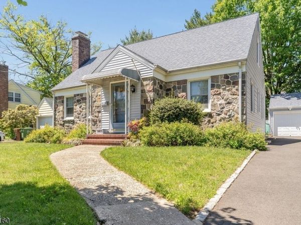 230 Swarthmore Rd, Linden, NJ 07036
