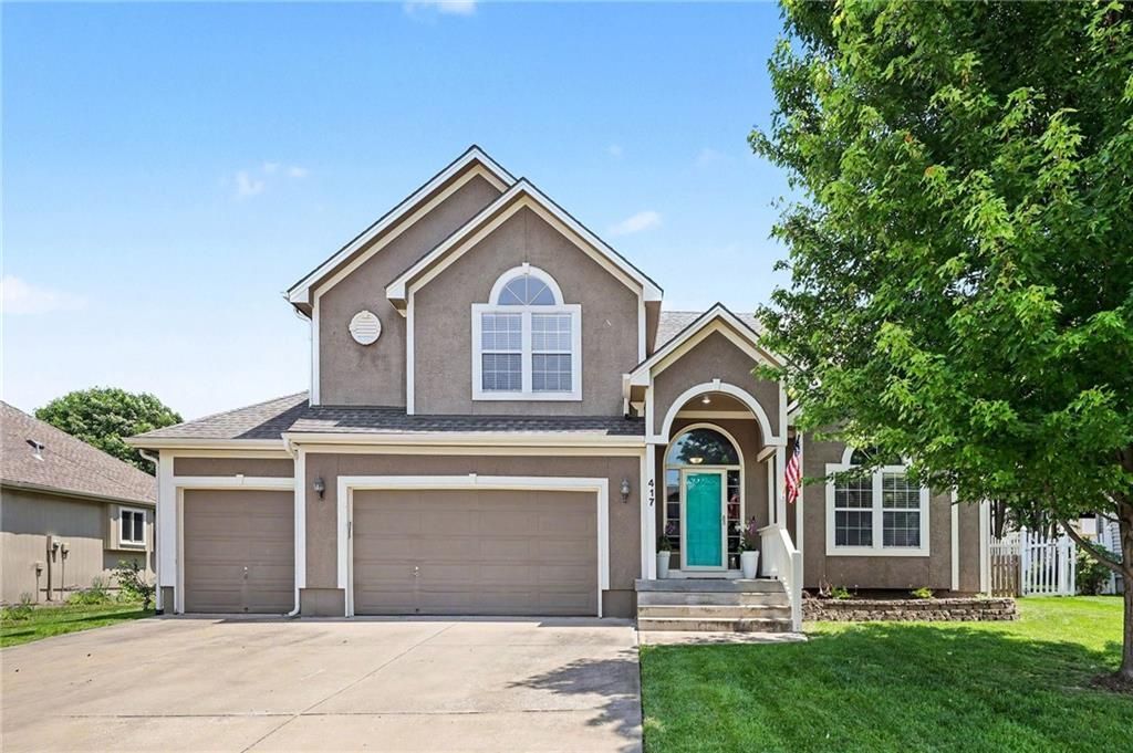 417 S Lakeshore Drive, Raymore, MO 64083 Main Photo