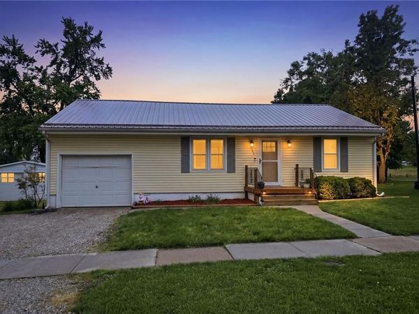 302 E Bridge Street, Chillicothe, MO 64601