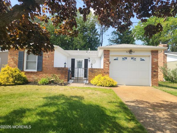 89 Courtshire Drive, Brick, NJ 08723