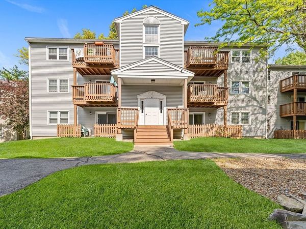 365 Aiken Ave, Unit 11, Lowell, MA 01850