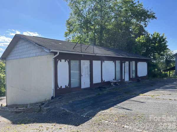 803,805 W Fleming Drive , Morganton, NC 28655