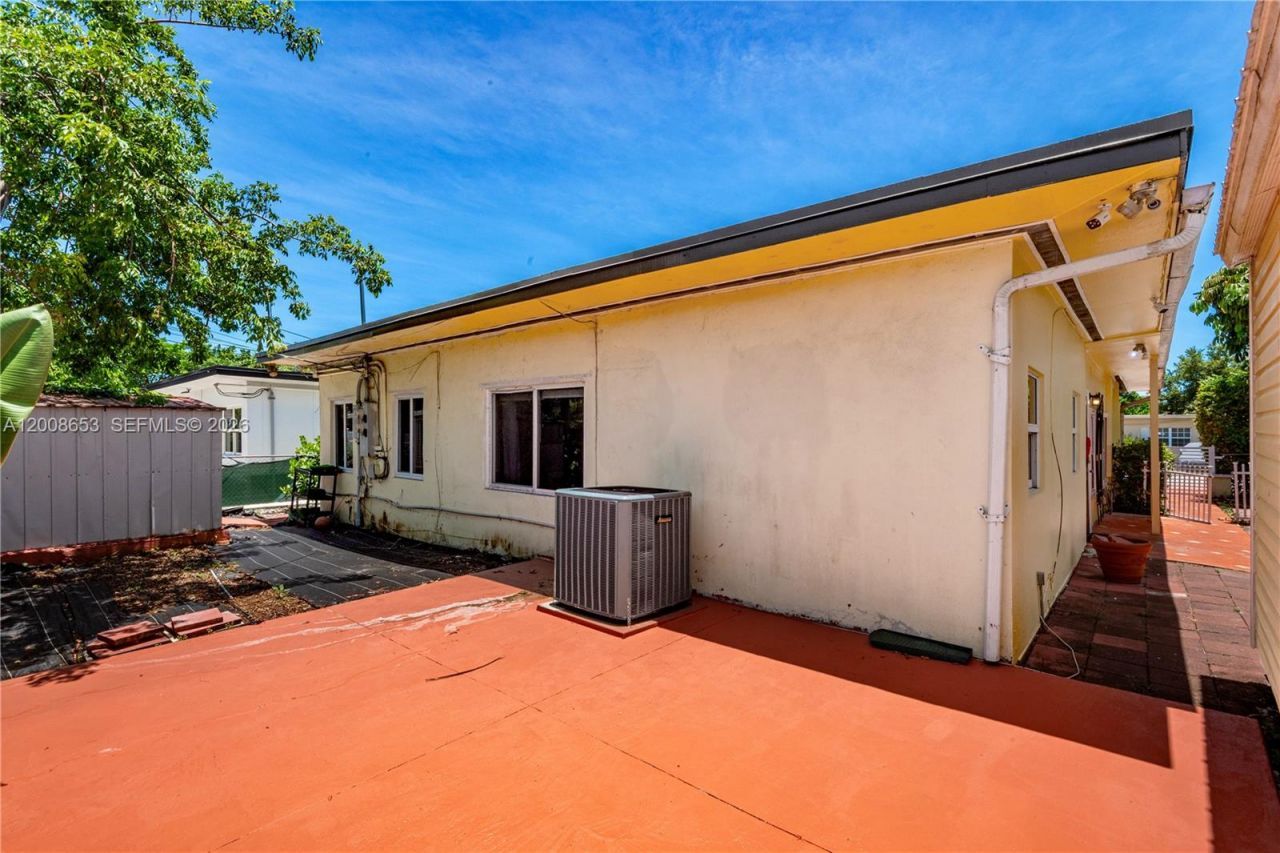 259 NE 111th St, Unit 1, Miami, FL 33161 Photo