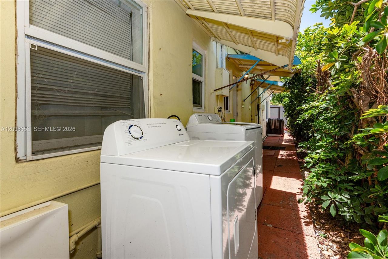 259 NE 111th St, Unit 1, Miami, FL 33161 Photo