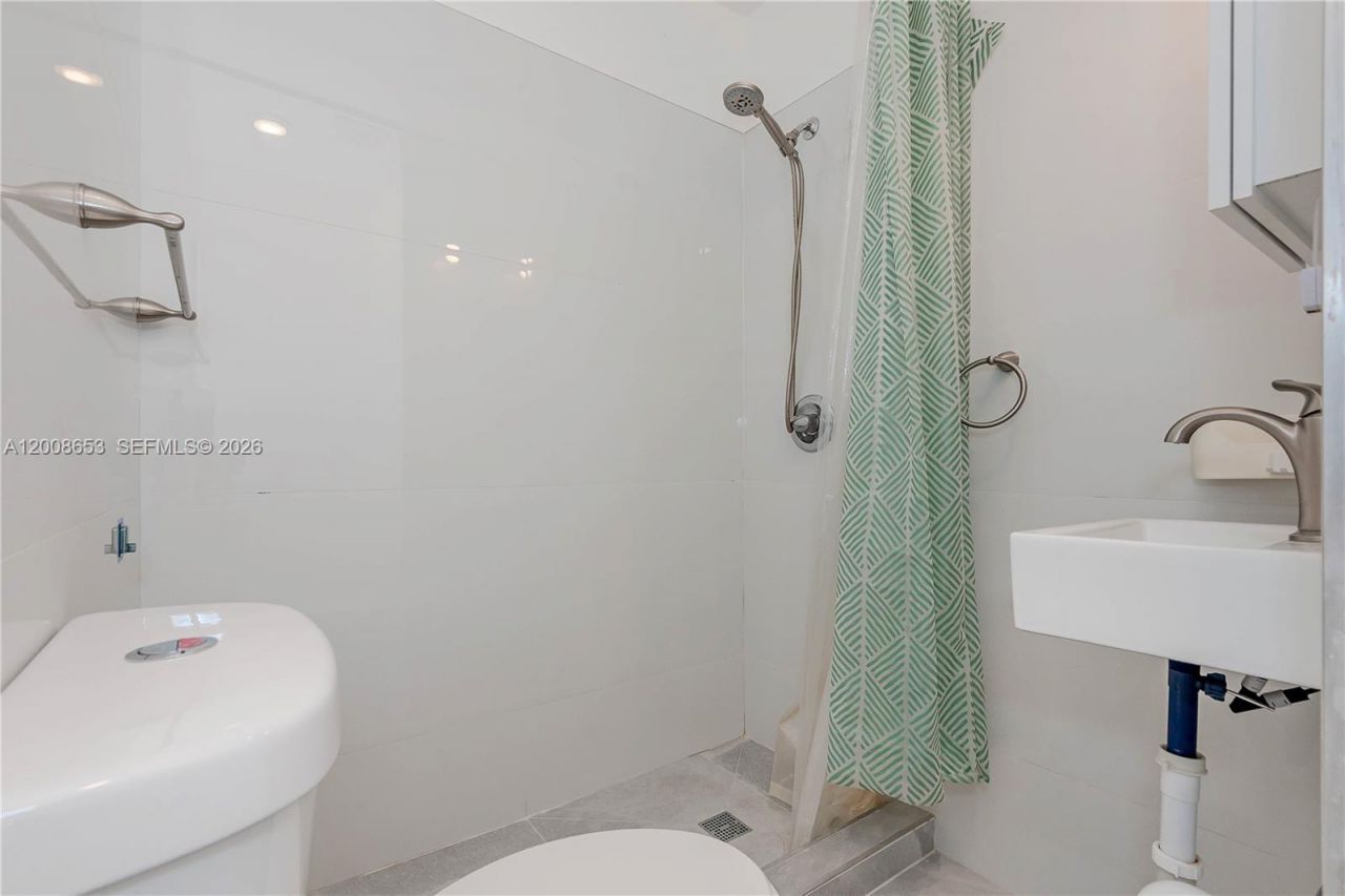 259 NE 111th St, Unit 1, Miami, FL 33161 Photo