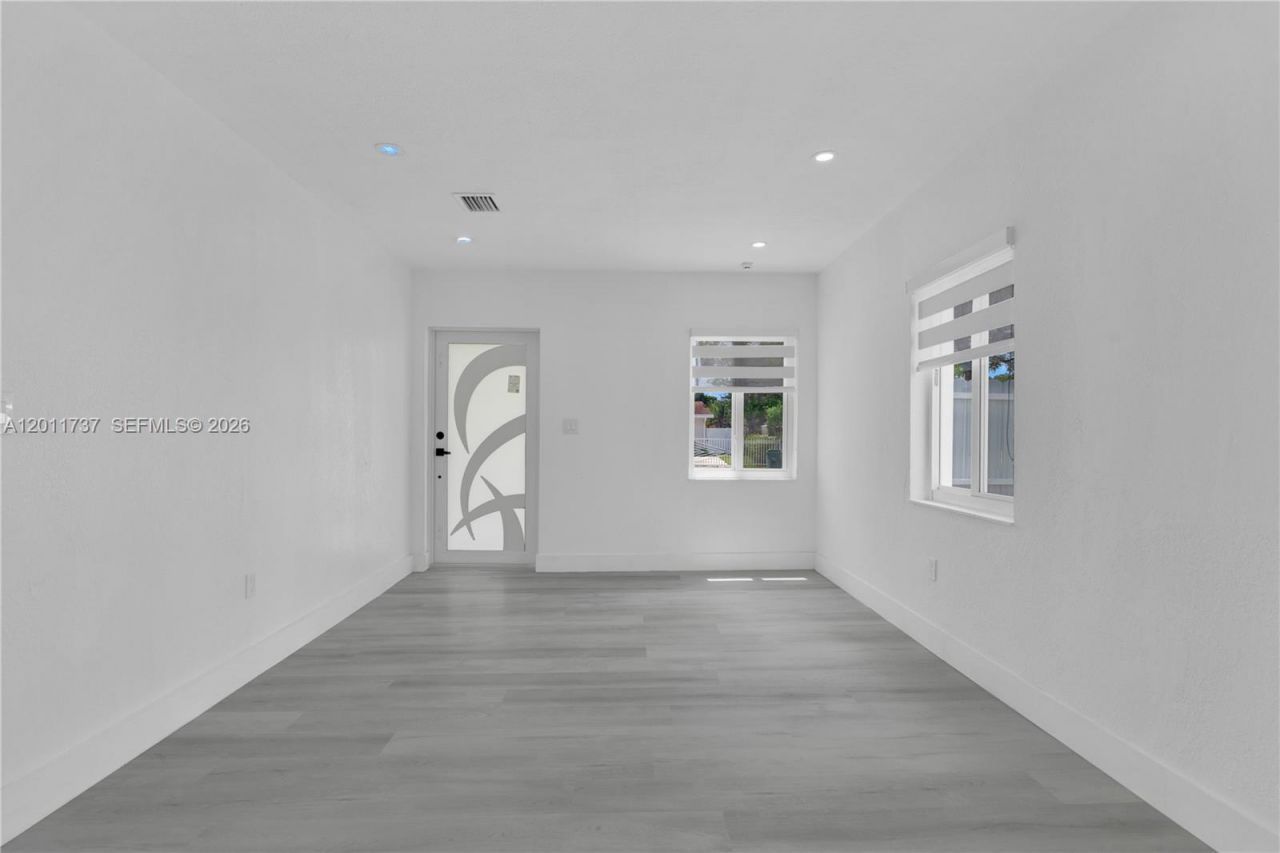 16431 NW 18 Ave, Miami Gardens, FL 33054 Photo