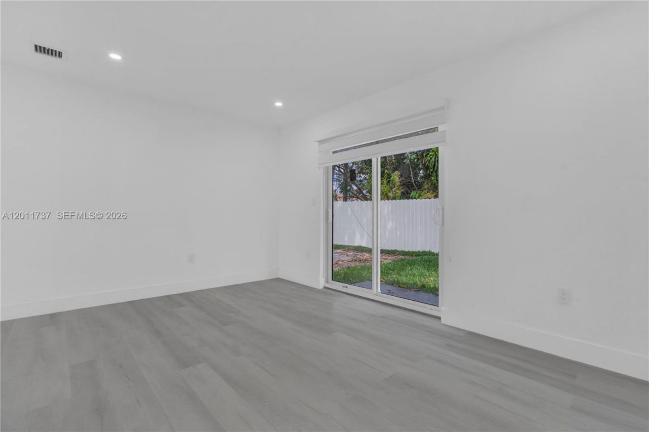 16431 NW 18 Ave, Miami Gardens, FL 33054 Photo