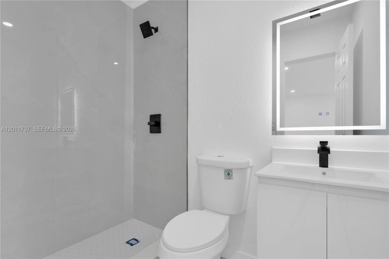 16431 NW 18 Ave, Miami Gardens, FL 33054 Photo