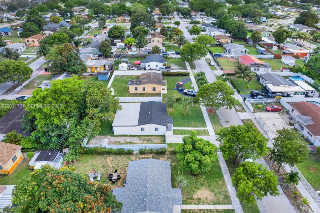 16431 NW 18 Ave, Miami Gardens, FL 33054 Photo