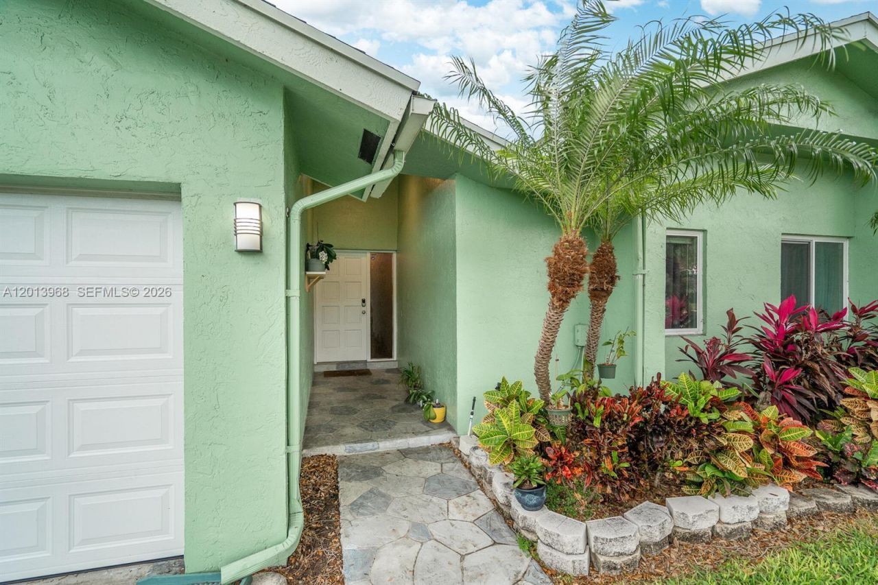 4125 NW 96th Ter , Unit 4125, Sunrise, FL 33351 Photo