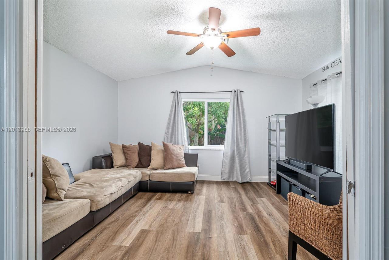 4125 NW 96th Ter , Unit 4125, Sunrise, FL 33351 Photo