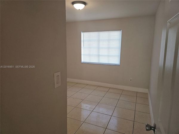 7692 NW 178th Ter , Hialeah, FL 33015