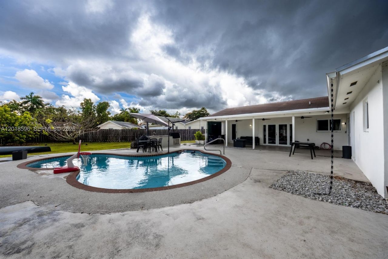 16713 SW 107th Pl, Miami, FL 33157 Photo