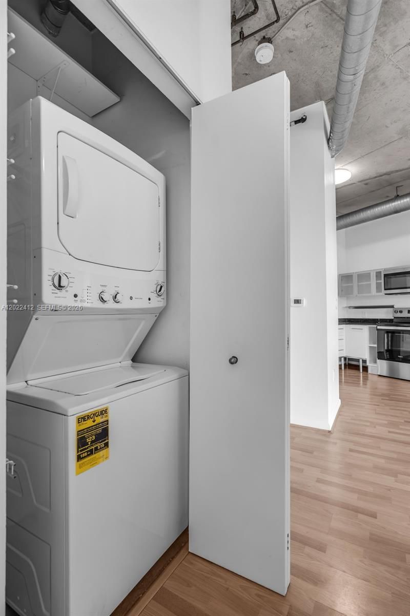 10 SW South River Dr , Unit 907, Miami, FL 33130 Photo