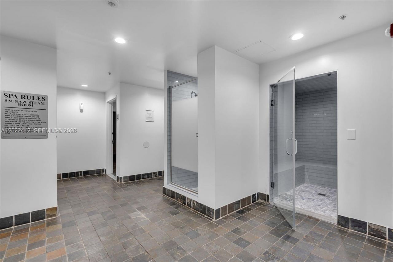 10 SW South River Dr , Unit 907, Miami, FL 33130 Photo