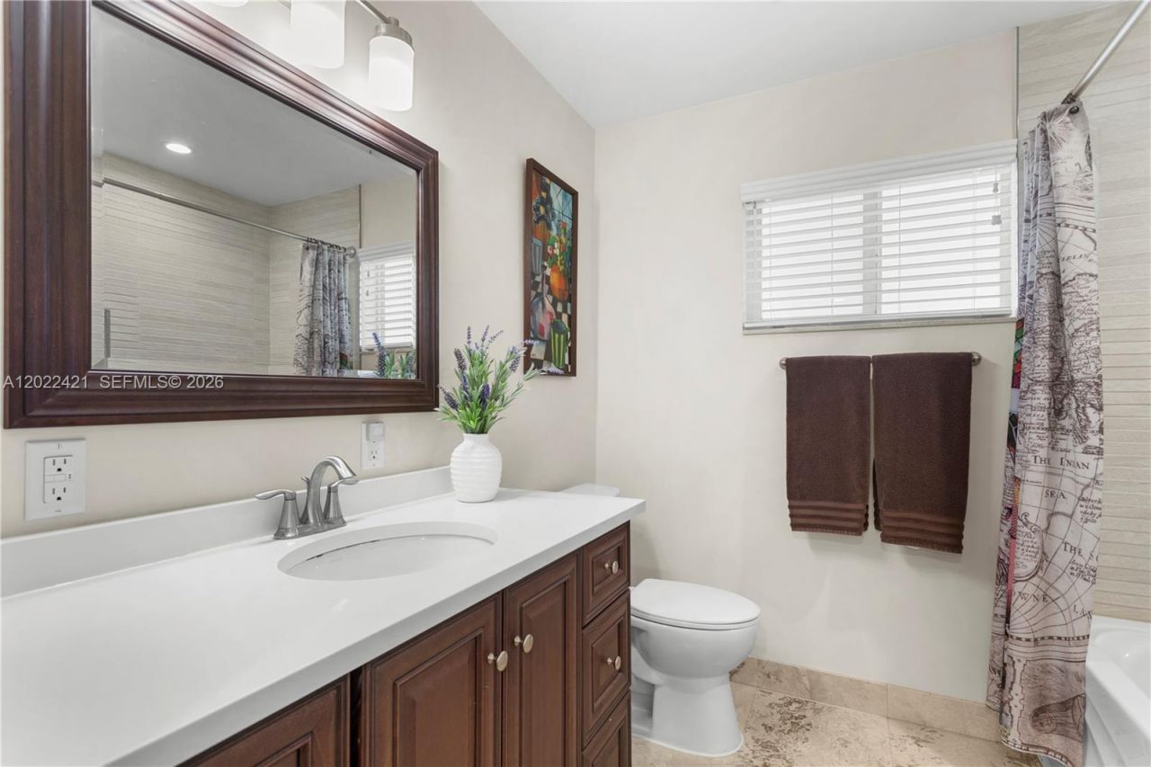 6845 SW 129th Ter , Pinecrest, FL 33156 Photo