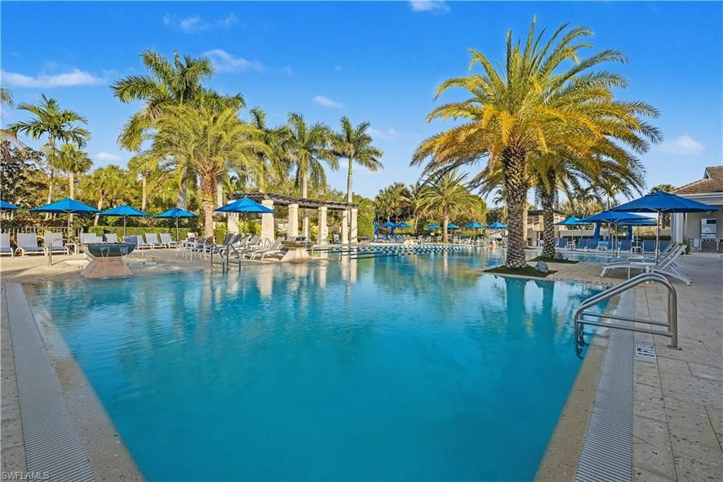 27038 Oakwood Lake Dr , Bonita Springs, FL 34134 Photo