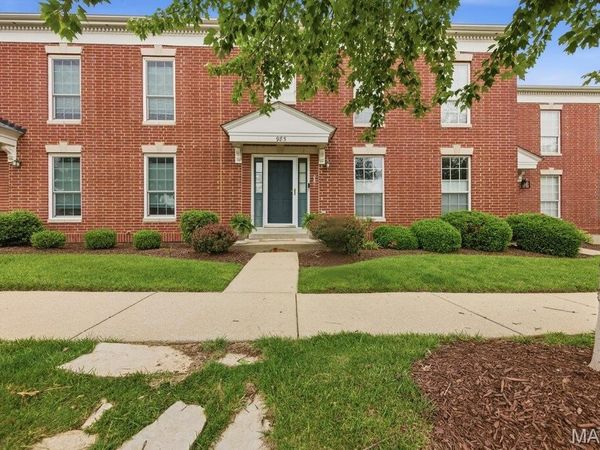 985 Rolling Thunder Drive, O'Fallon, MO 63368