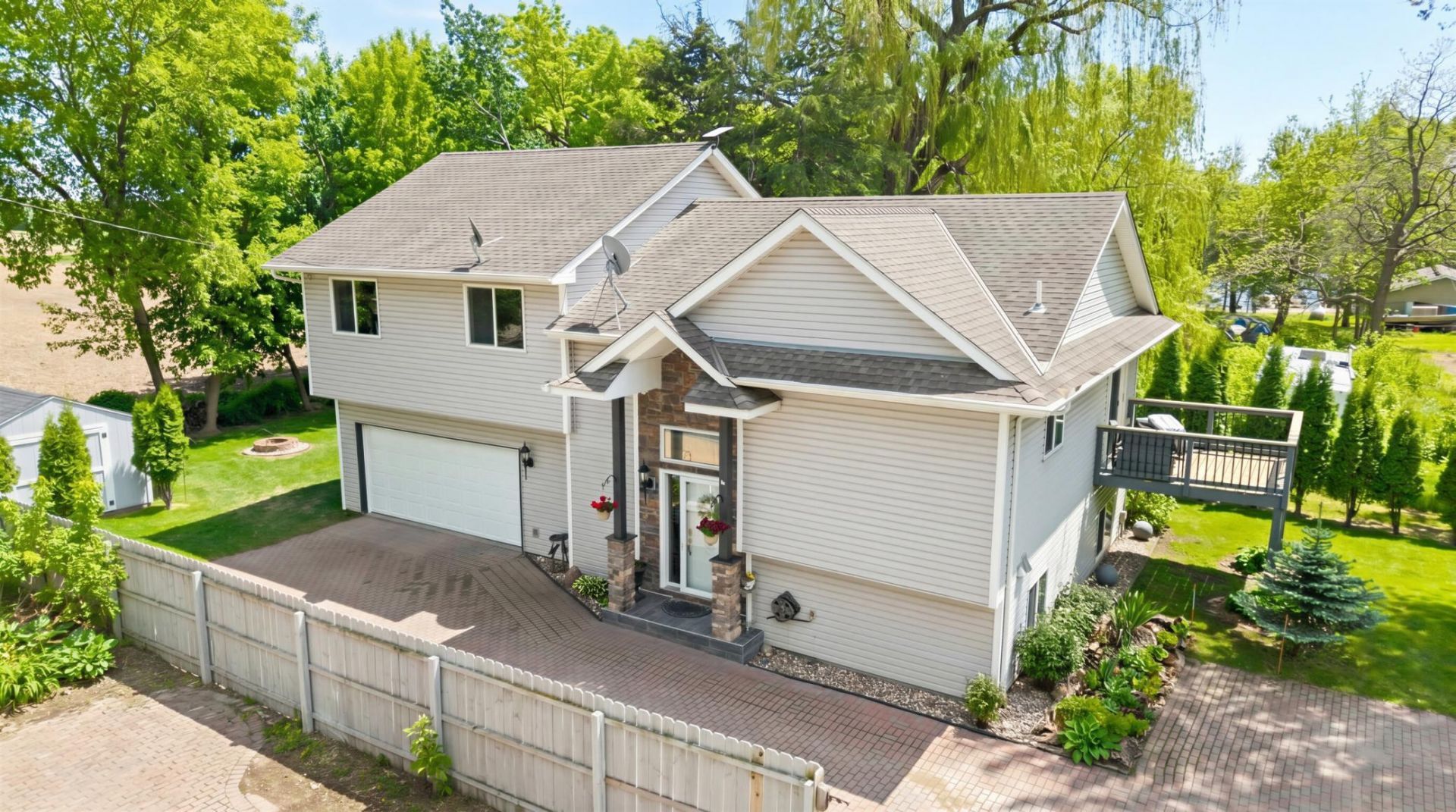 8038 Griffith Avenue NW, Maple Lake, MN 55358