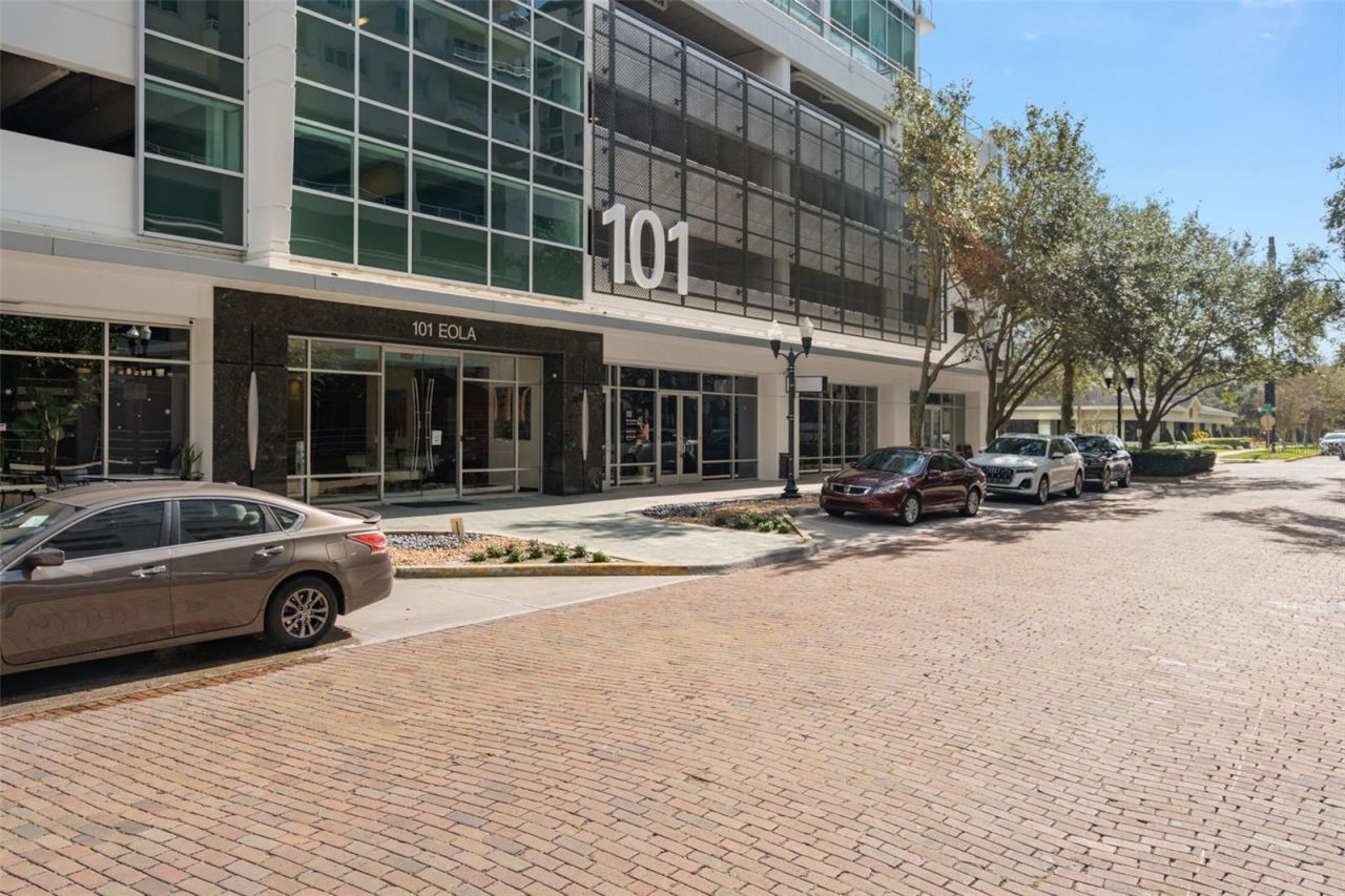 101 S Eola Drive, Unit 518, Orlando, FL 32801 Photo