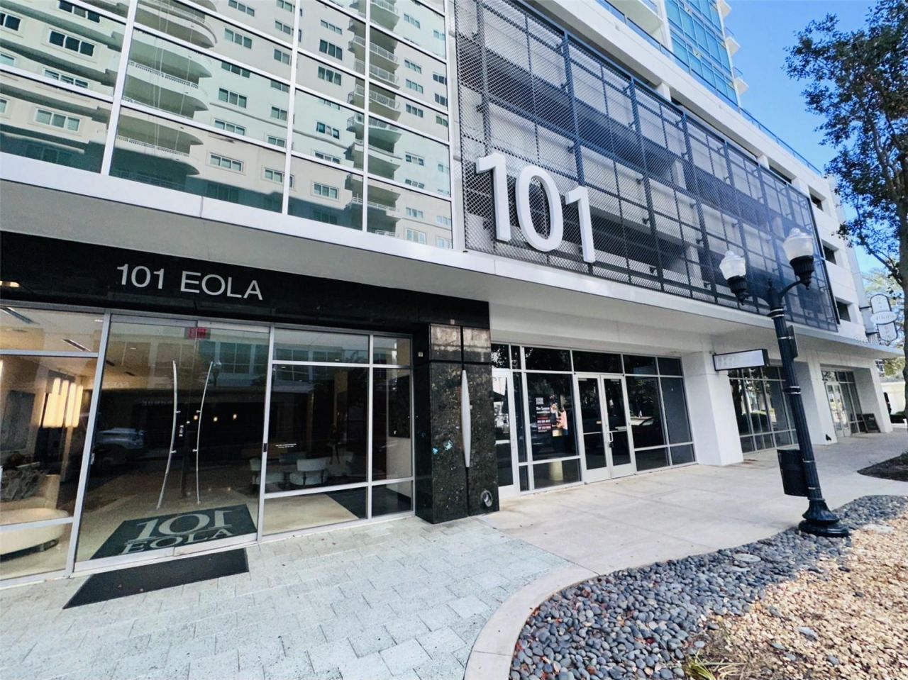 101 S Eola Drive, Unit 518, Orlando, FL 32801 Photo