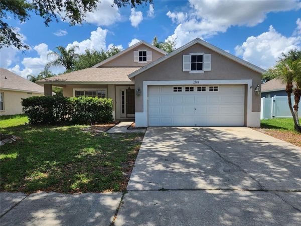 32119 CYPRESS VALLEY DRIVE , WESLEY CHAPEL, FL 33545