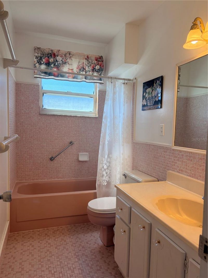 3009 N Halifax Avenue, Unit 2, Daytona Beach, FL 32118 Photo