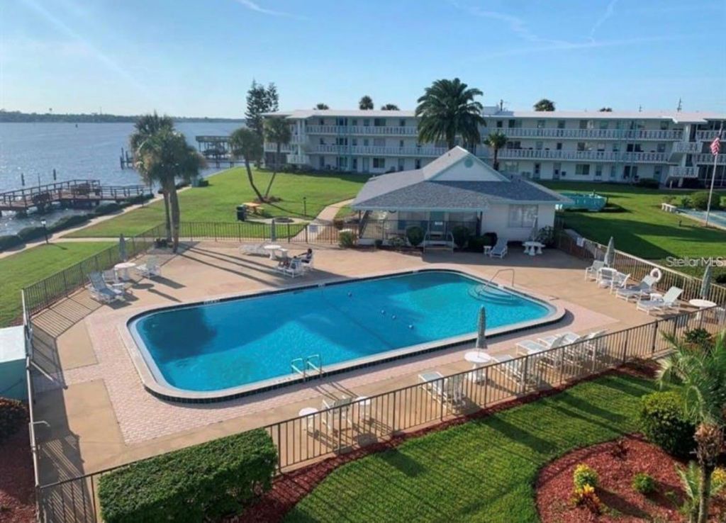3009 N Halifax Avenue, Unit 2, Daytona Beach, FL 32118 Photo