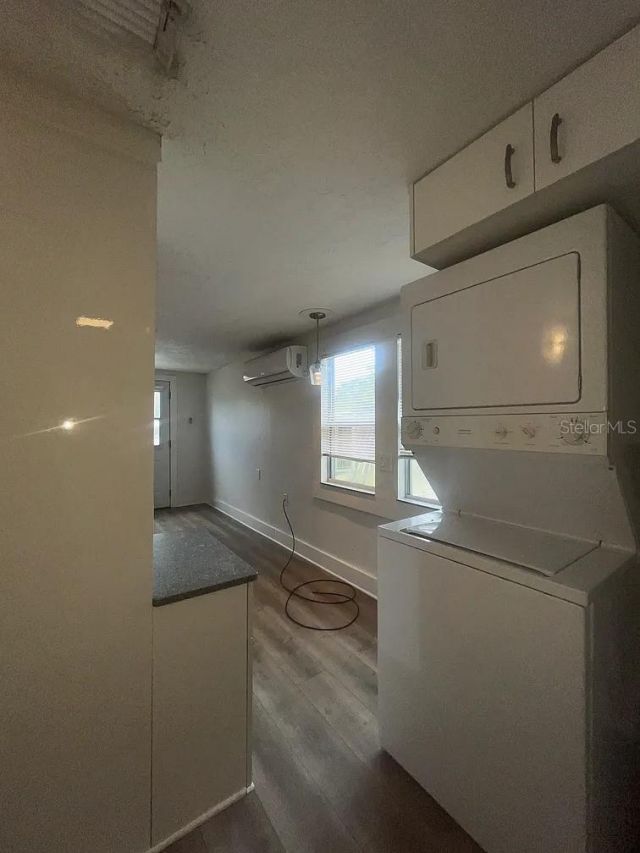 1713 29th Street W, Bradenton, FL 34205 Photo
