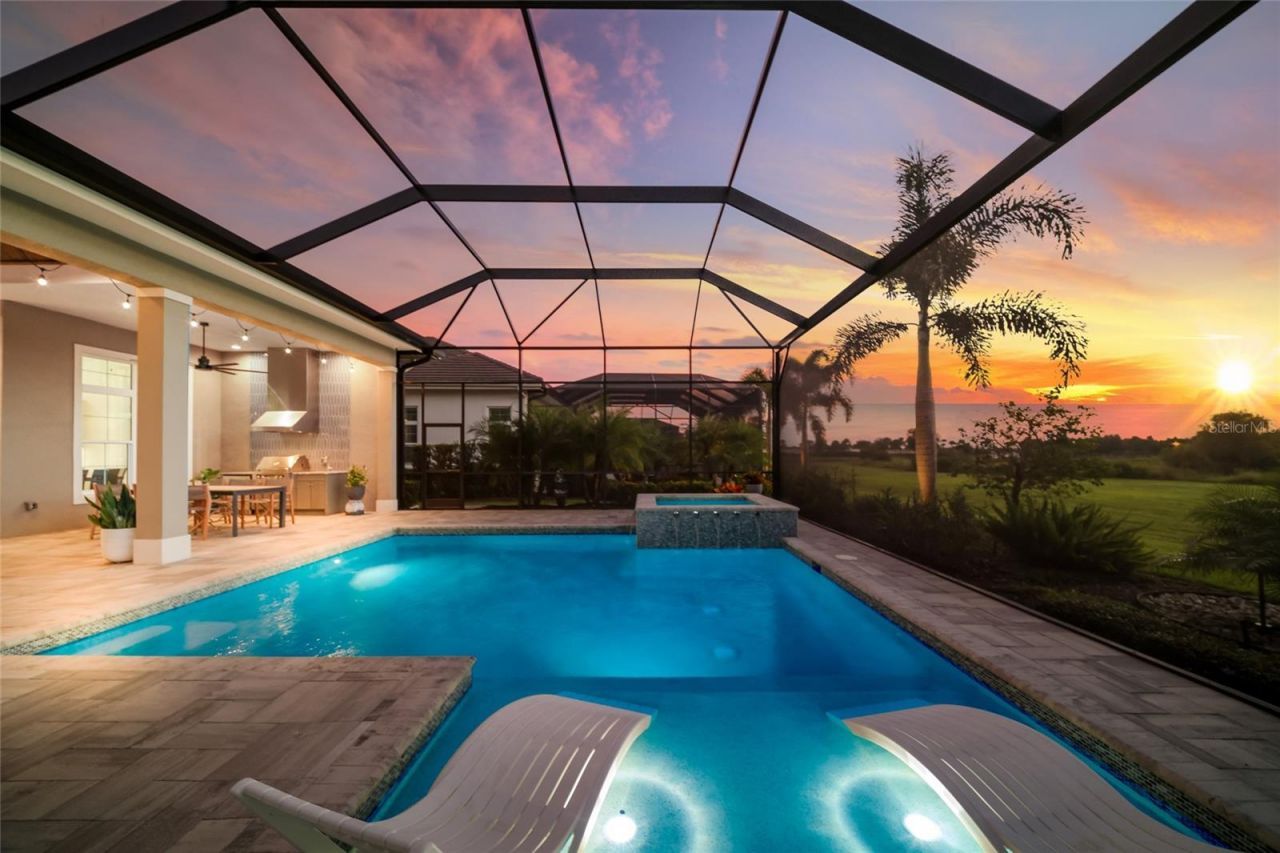 8254 Pavia Way, Lakewood Ranch, FL 34202 Photo