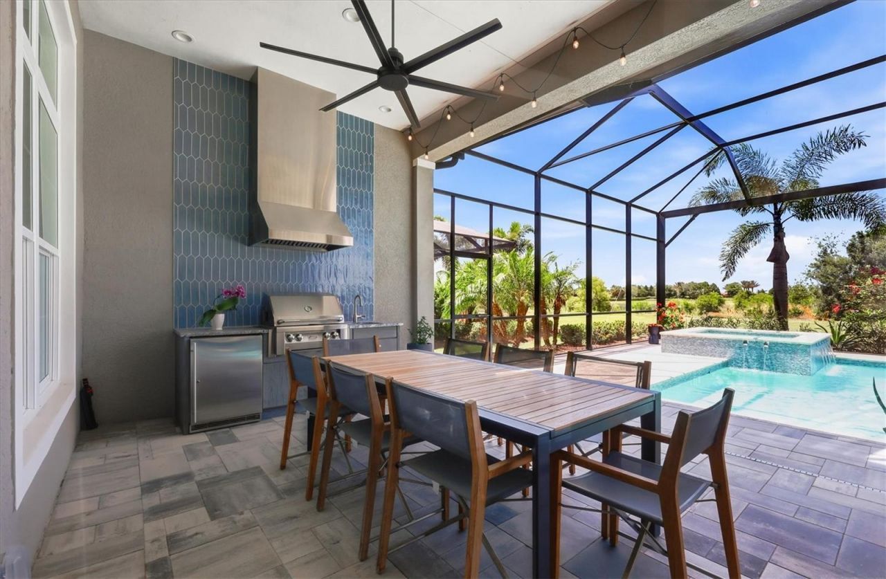 8254 Pavia Way, Lakewood Ranch, FL 34202 Photo