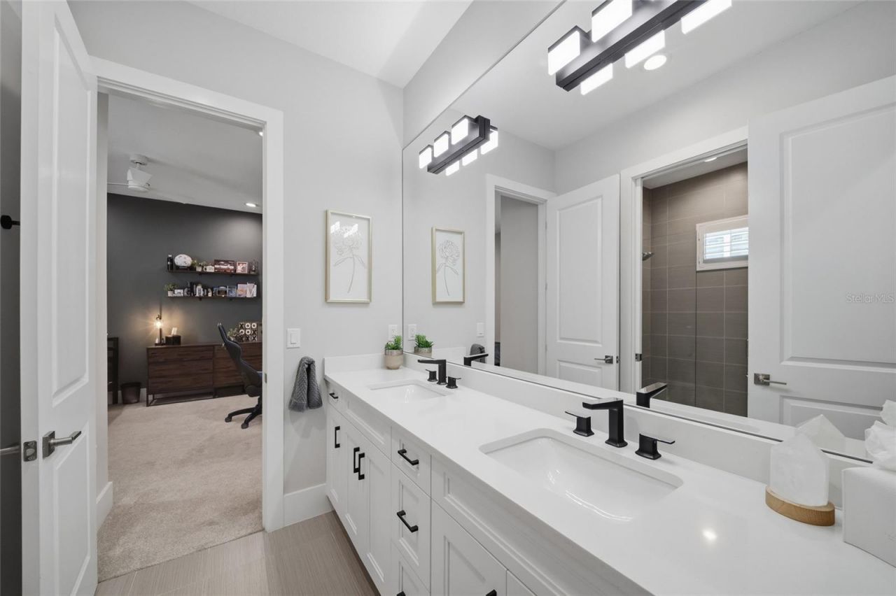 8254 Pavia Way, Lakewood Ranch, FL 34202 Photo