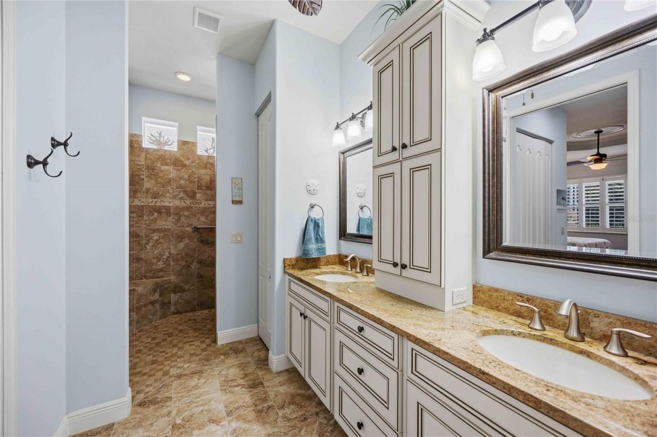 11045 Barnsley Drive, Venice, FL 34293 Photo