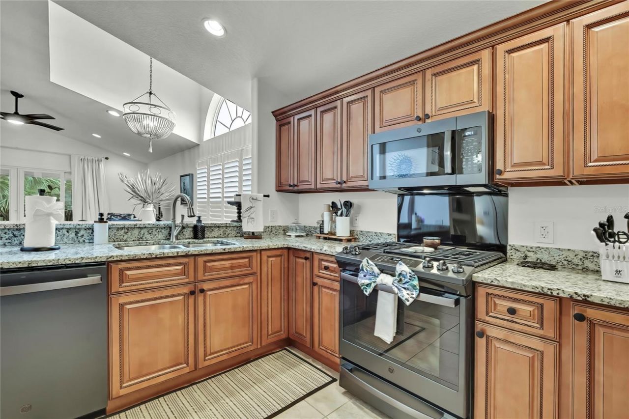11956 W Blue Bayou Court , Crystal River, FL 34429 Photo