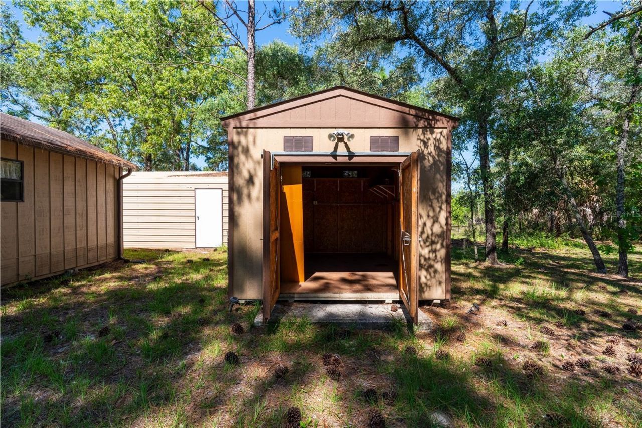 12691 SE 80th Street, Morriston, FL 32668 Photo
