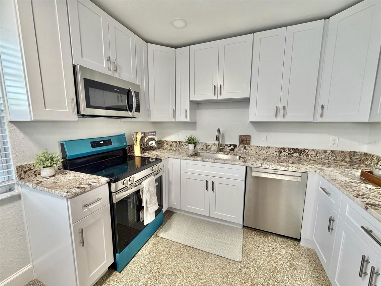 5731 66th Avenue N, Pinellas Park, FL 33781 Photo