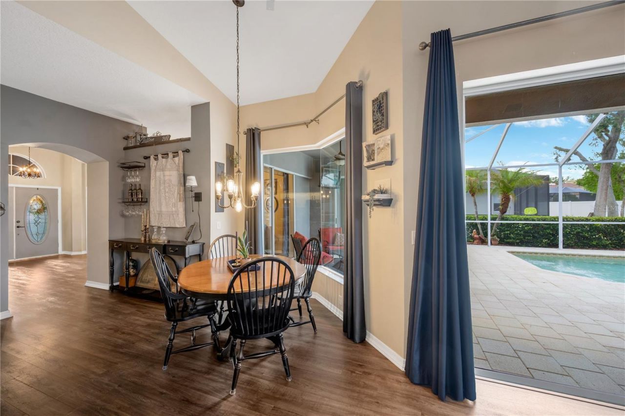 4315 Faircourt Drive, Valrico, FL 33596 Photo