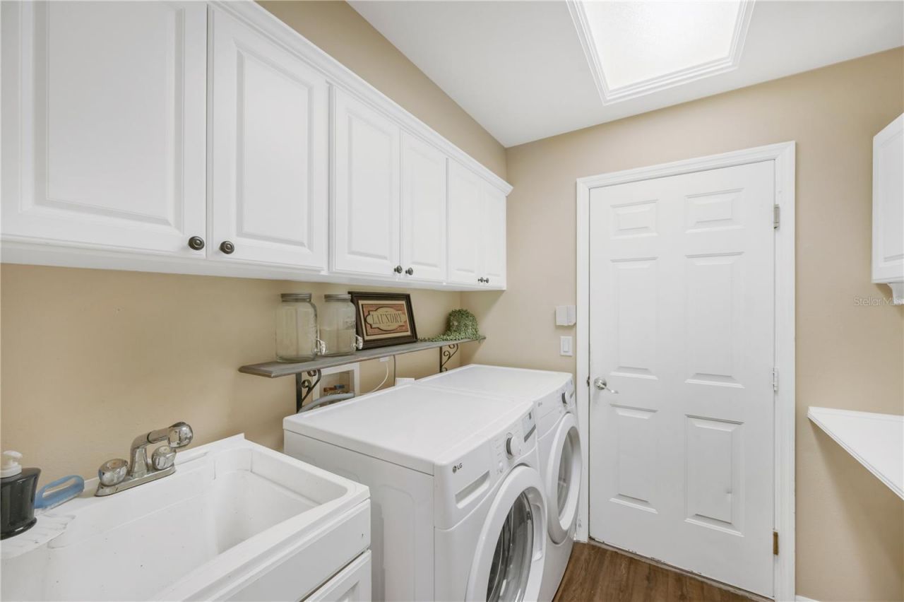 4315 Faircourt Drive, Valrico, FL 33596 Photo