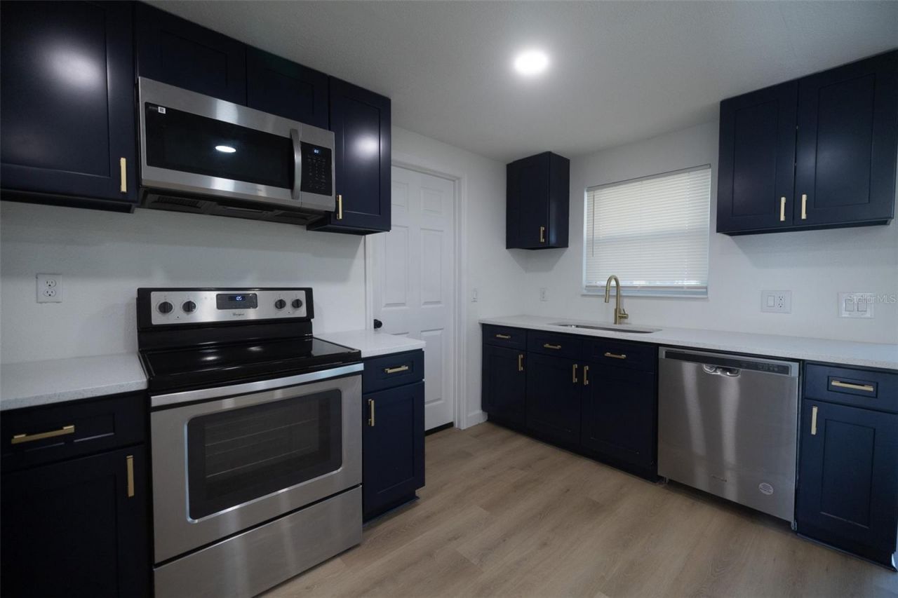 6304 Florida Circle W, Apollo Beach, FL 33572 Photo