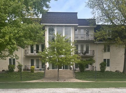 Main Photo