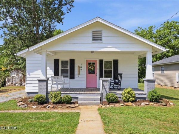 707 S Everett High Rd, Maryville, TN 37804