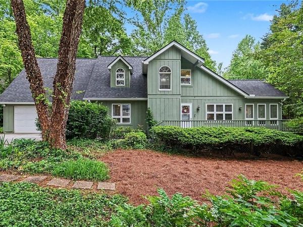 84 Starlight Drive, Sautee Nacoochee, GA 30571