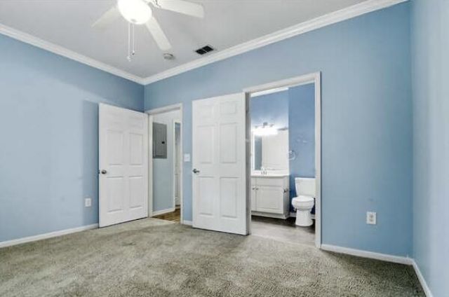60 Fenwick Hall Allee Alley Photo 17