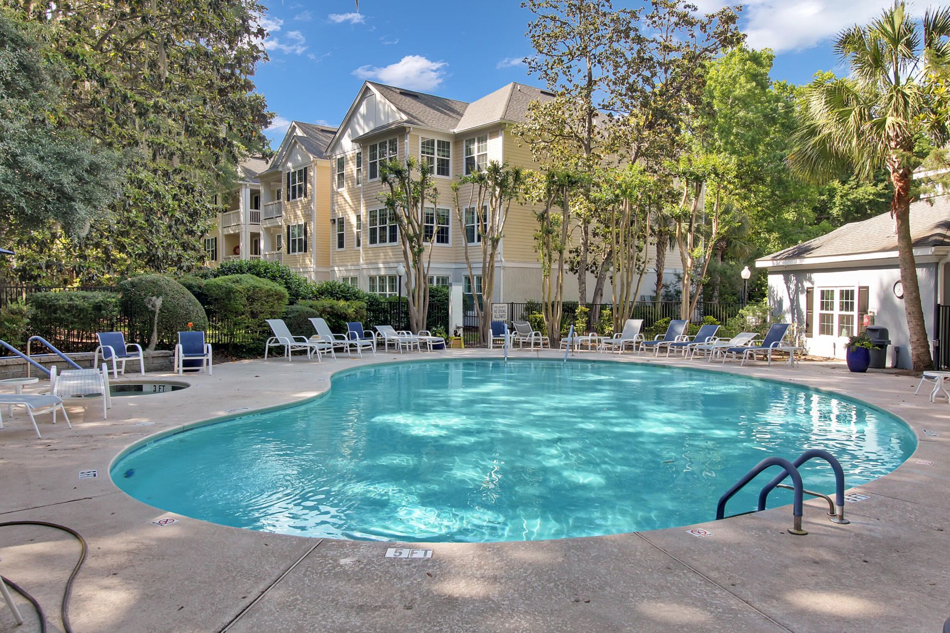 60 Fenwick Hall Allee Alley Photo 25