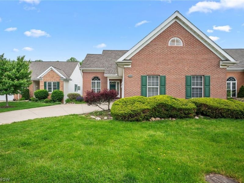 500 Glen Hollow Circle, Aurora, OH 44202 Photo 1
