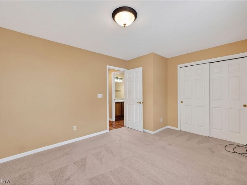 500 Glen Hollow Circle, Aurora, OH 44202 Photo 26