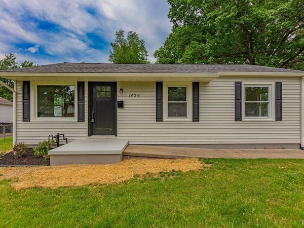 1628 E Blackford Avenue, Evansville, IN 47714